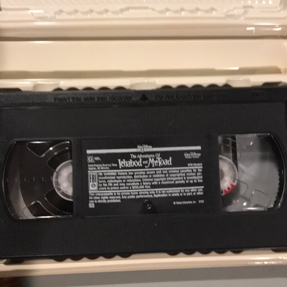 Disney The Adventures of Ichabod and Mr. Toad (VHS 2000 Gold Collection Edition - Picture 7 of 11